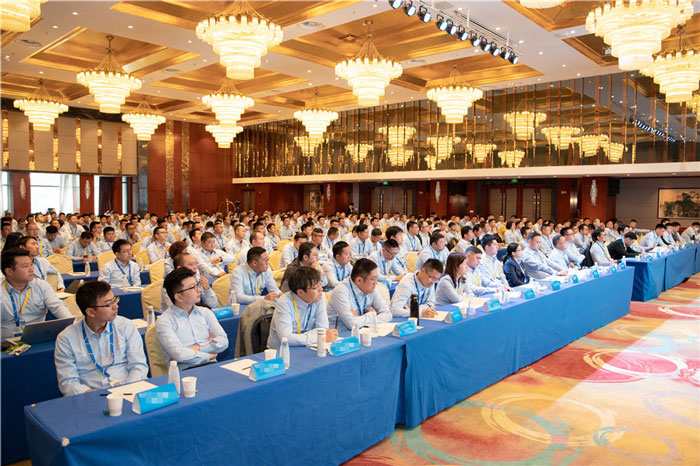 新起点、新征程、乘风破浪、砥砺前行——欧冠正规买球(中国)官方网站
管理层大会在南京隆重召开-1.jpg 新起点、新征程、乘风破浪、砥砺前行——欧冠正规买球(中国)官方网站
管理层大会在南京隆重召开-1.jpg